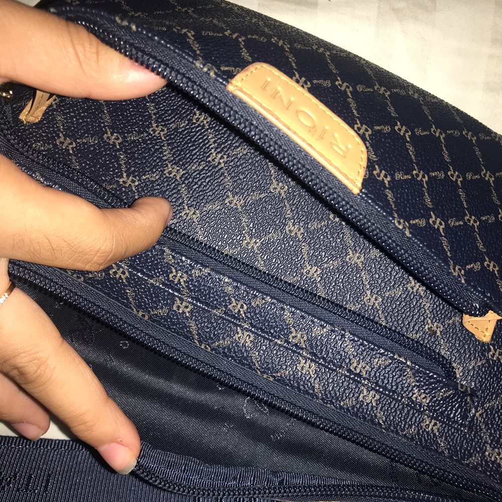 RIONI TRAVEL BAG - Picture 6 of 7